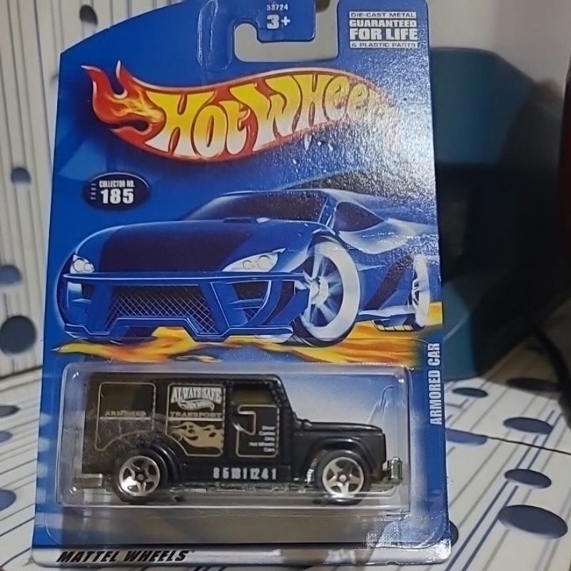 HOTWHEELS REGULER BLUE CARD ARMORED CARD