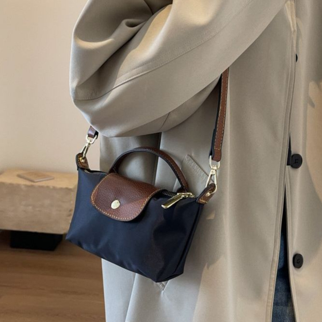 Tas Selempang Wanita Casual Tas Kecil Parasut 8019