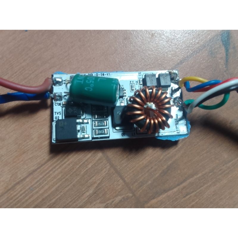 MCP7070 9Core 9v max.7A + Driver 12v output 9v 6A 60watt