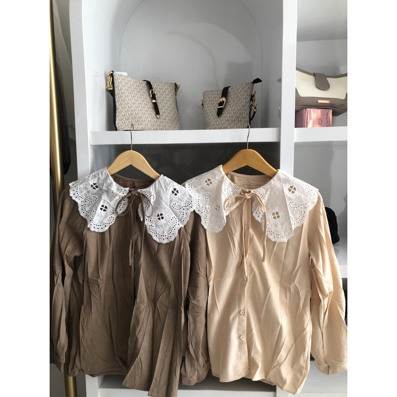 Blouse Kerah Renda Motif