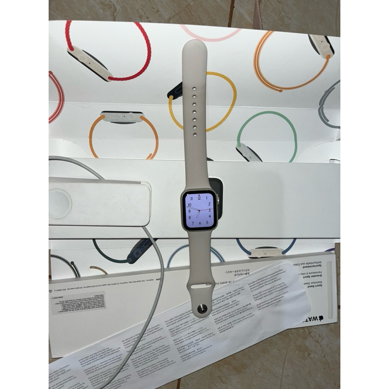 Preloved Resmi iBox Apple Watch SE Gen 2 40mm Warna Starlight