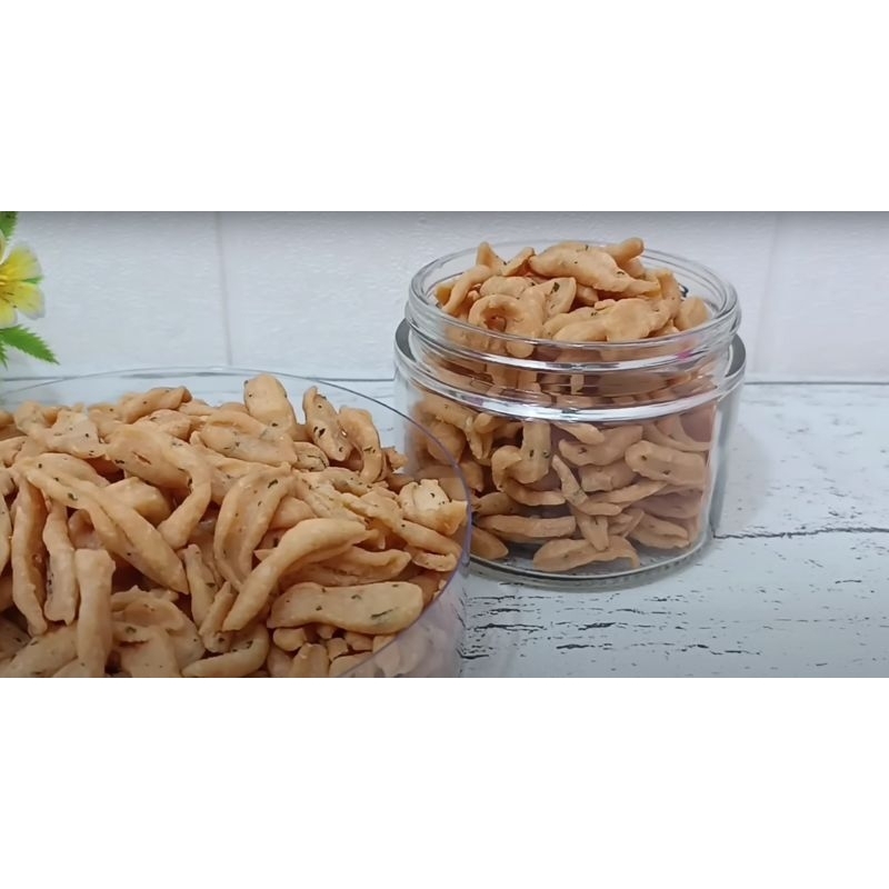

Kue Bawang Gunting 250gr