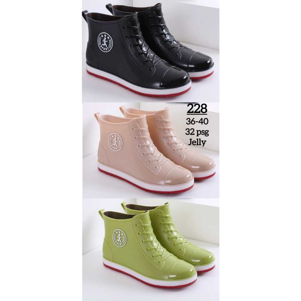 Favorit Sepatu Boots Wanita Fashion Anti Air Sepatu Boots Cewek