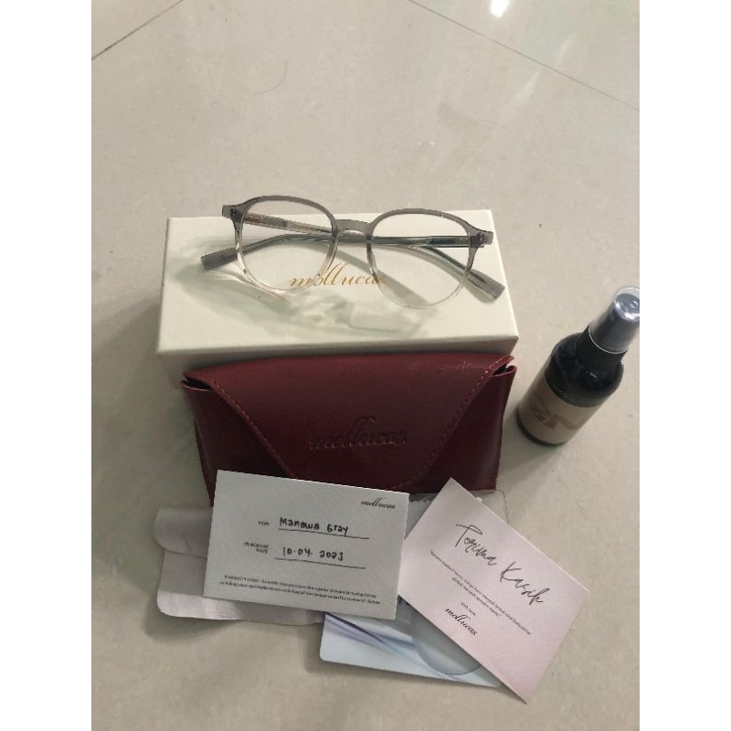 Preloved Kacamata Mollucas Manawa Grey