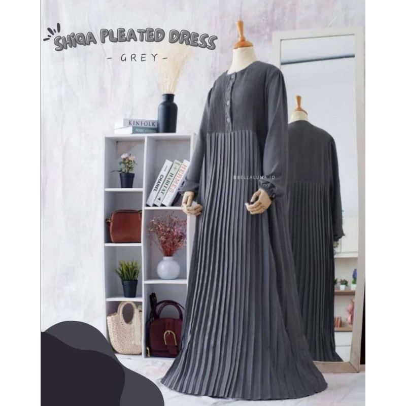 PLEATED & HOMEY DRESS BY BELLALUNA