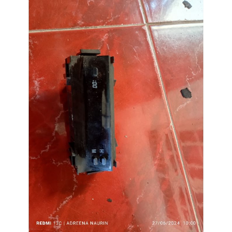 Jam dashboard Camry grande 2001