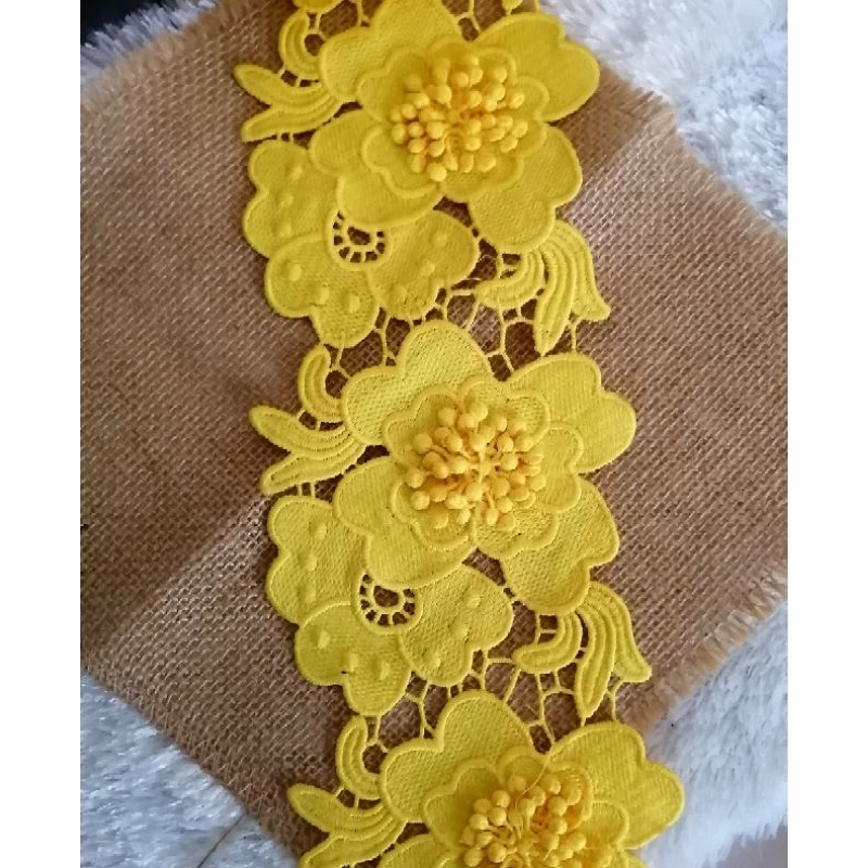renda bunga bordir import lebar 11 cm (per 3 bunga)