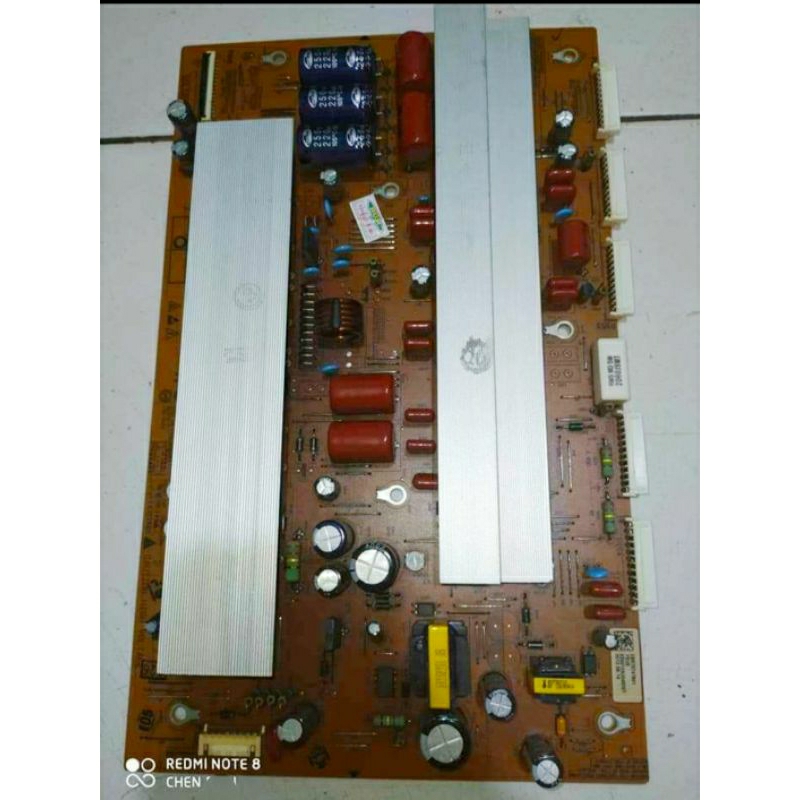 BLOK Y SUS YSUS MAIN Z TV LG 50PA4500