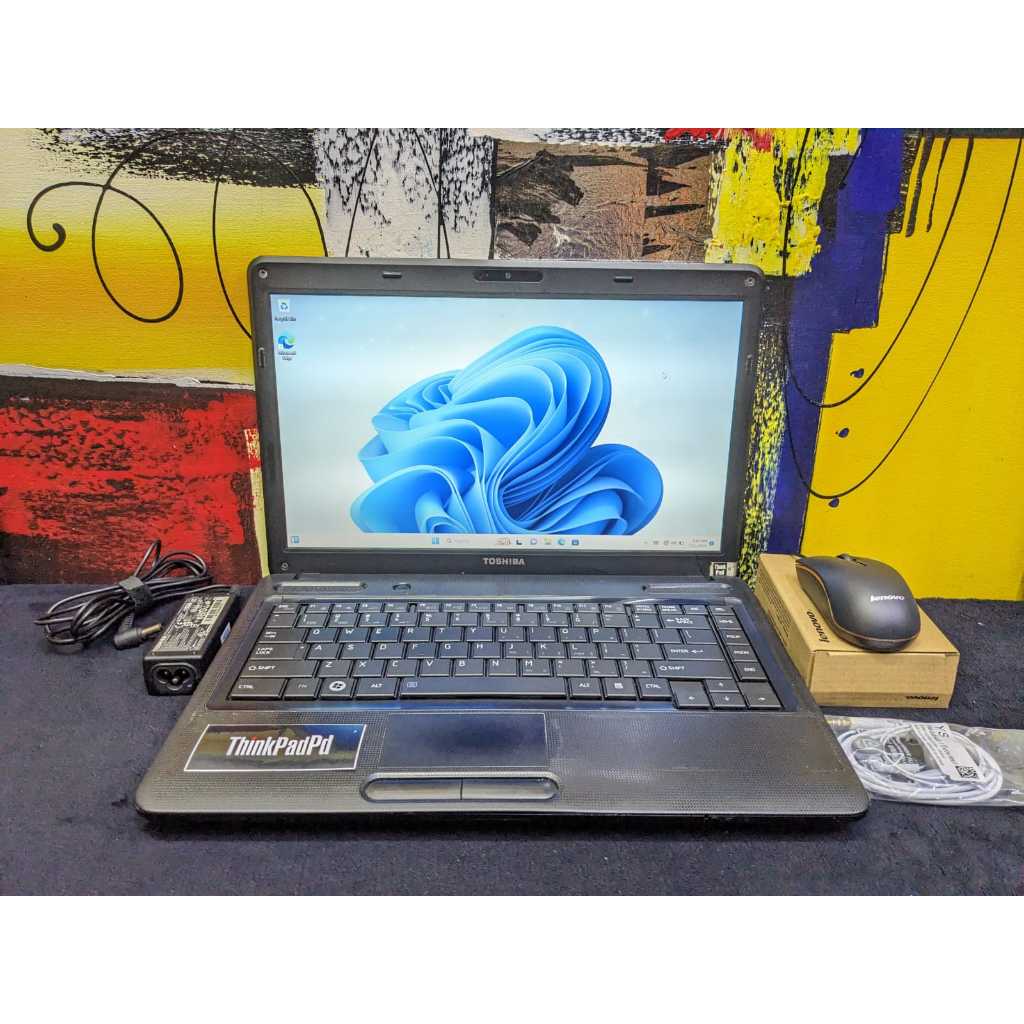 Laptop Desaign Toshiba Satellite C640D AMD E-350 Radeon SSD