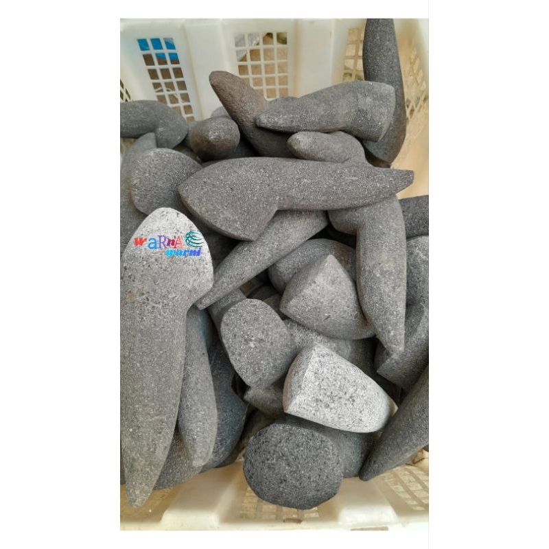 ulekan/munthu batu merapi size medium