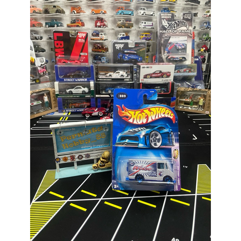 Hot Wheels Blue Card Combat Ambulance