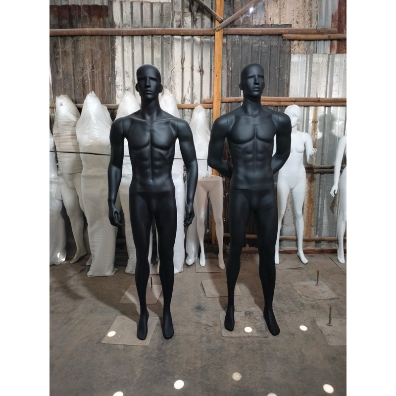 MANEKIN PRIA FULLBODY FIBER HITAM BAHAN FIBERGLASS JARI KARET SPORT/MILITER