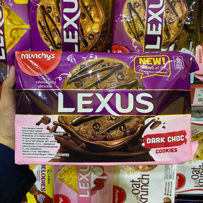 

Munchy’s Lexus Dark Choco Cookies 189gr [7 Sachet @27gr]