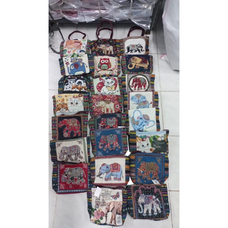TERBUKTI Tas Tangan WanitaTas EtnikTas Bahan Kain Kanvas Motif banyak