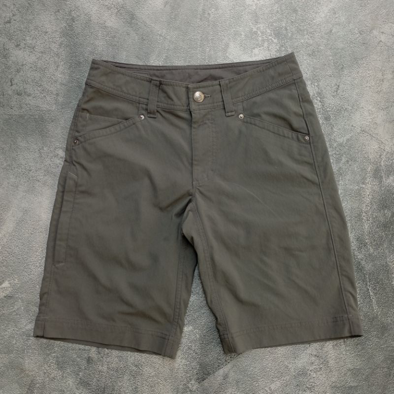 Celana pendek pria Marmot bekas second