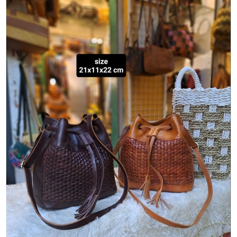 Tas Selempang Anyam Serut Kulit Sapi Asli Havana - Tas Kerajinan Jogja Leather Kulit Asli - Tas Wani