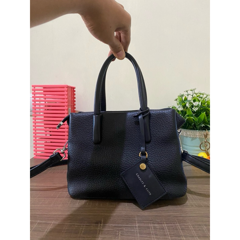 PRELOVED Tas kulit wanita sling bag kulit tas selempang mini hitam