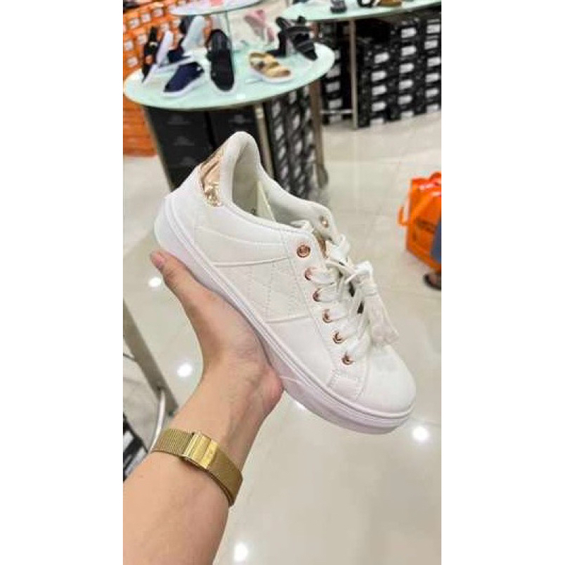 sepatu sport wanita white nevada