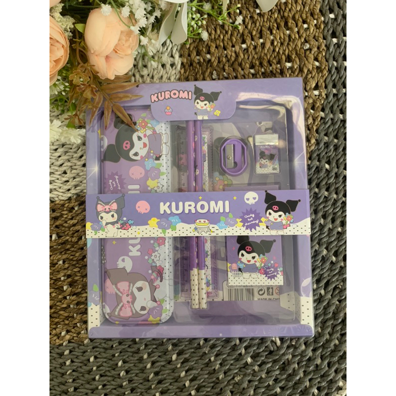 

Paket Tempat Pensil Kuromi
