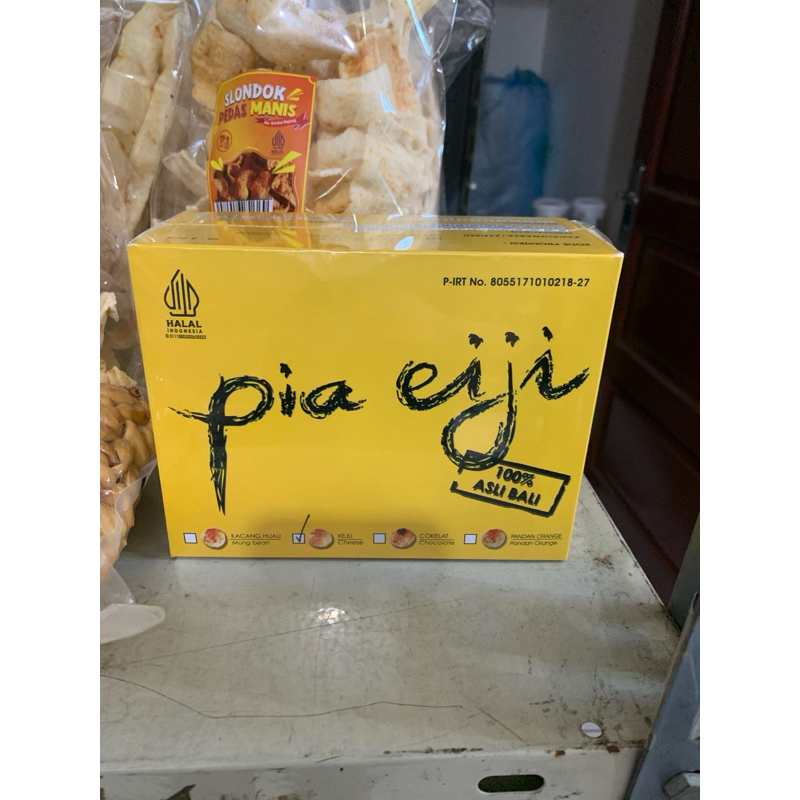 

PIA EIJI BALI 8PCS MIX COKLAT KEJU BAKPIA BAPIA MIRIP LEGONG