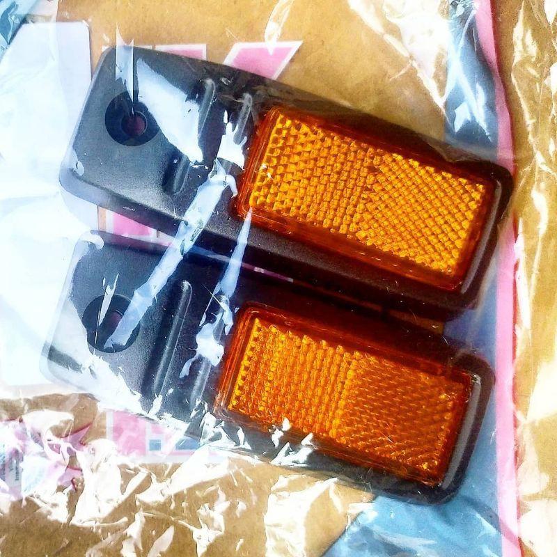 reflektor mata kucing cover tutup skok depan Astrea grand Aksesoris Motor