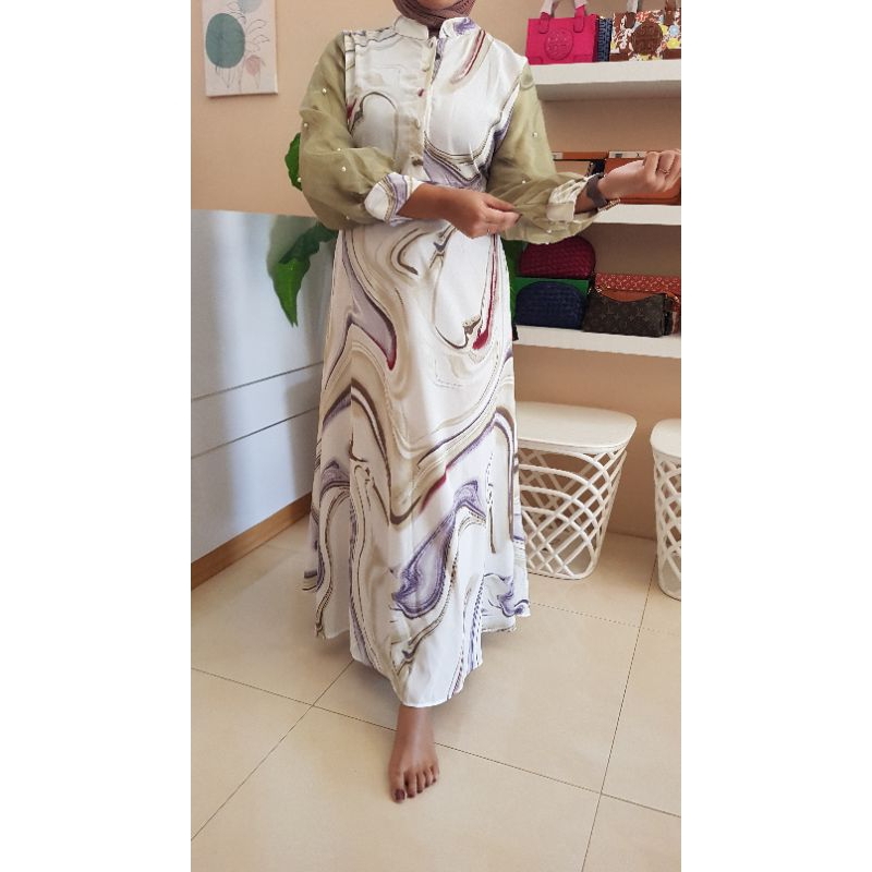 NAULA Dress Mewah Lengan Balon Organza