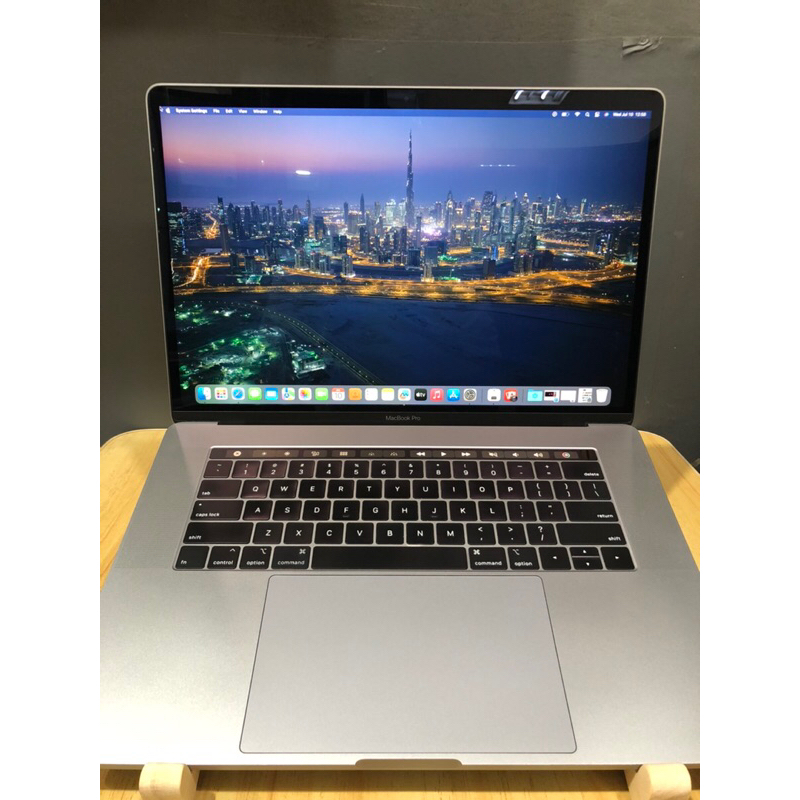 Macbook Pro 2019 15inch Touchbar i9/32/512