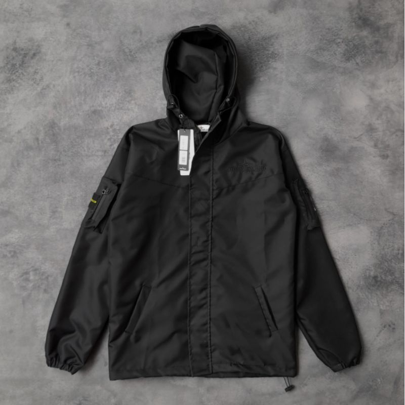 JAKET PARASUT STONE ISLAND DOUBLE PATCH