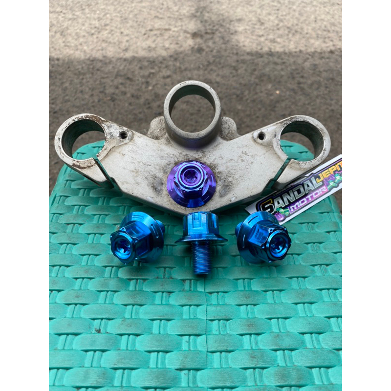 BAUT TITANIUM KOMSTIR NINJA RR BAUT KOMSTIR NINJA RR BAUT KOMSTIR TITANIUM NINJA RR M14 DRAT 17 BAUT