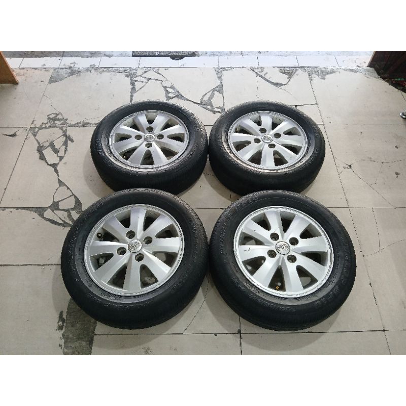 Velg mobil avanza bekas ring 15 ban 185 65 15 dunlop