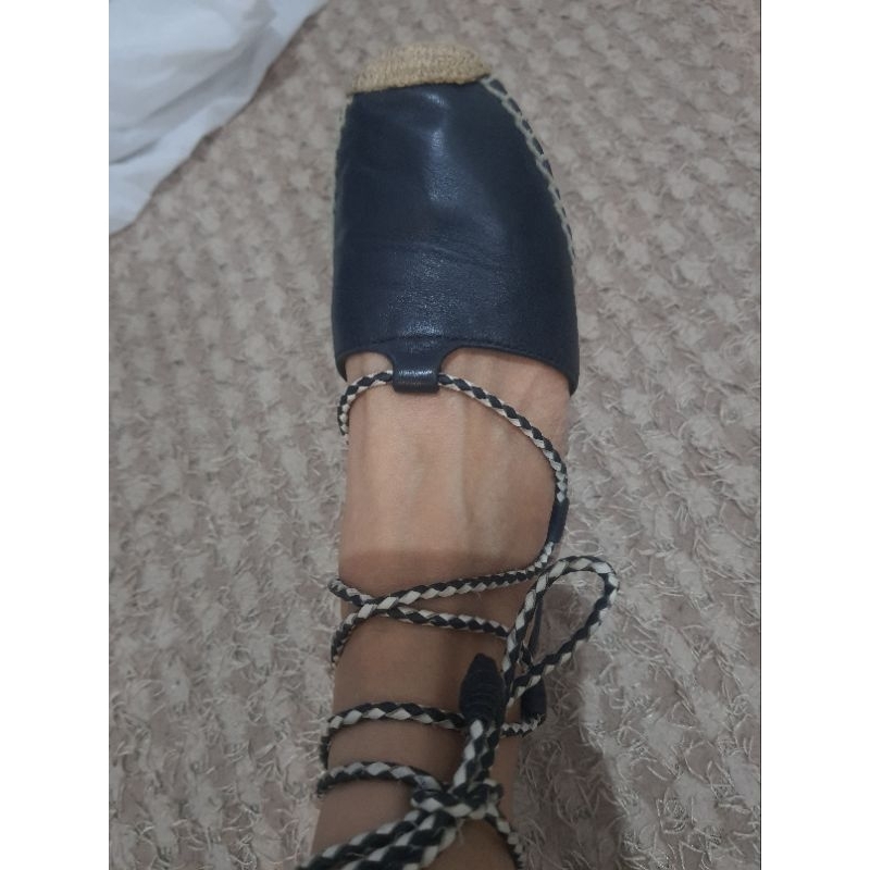 Sepatu Tory Burch Preloved