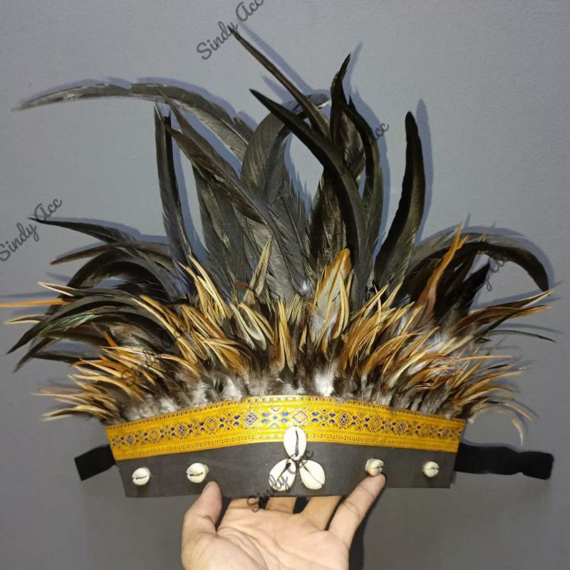 UM1 Mahkota Bulu Adat Papua Desain Cendrawasih