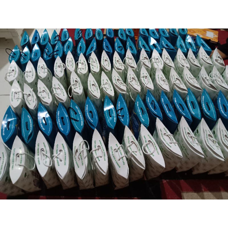 

paket lengkap oleh oleh umroh 10pack