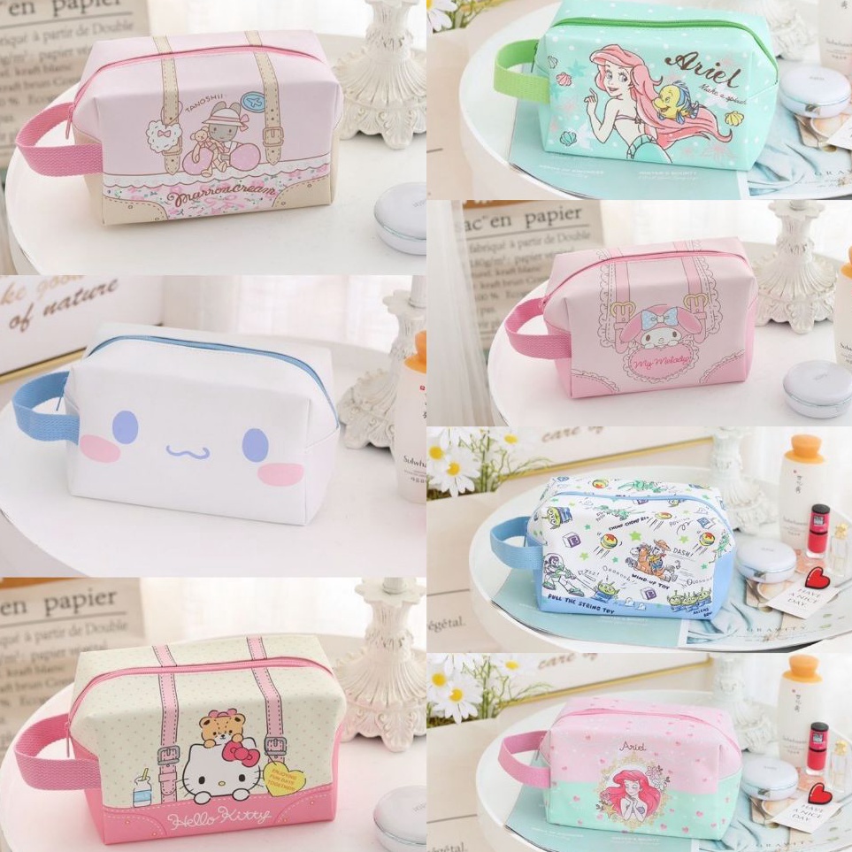 

Pouch Handle Tempat Pensil Make Up Serbaguna Sanrio Hello Kitty My Melody Cinamoroll Doraemon KODE N1R8