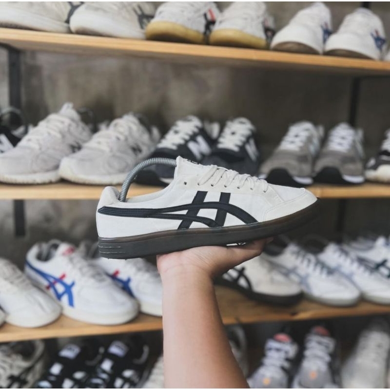 ONITSUKA TIGER ADVANTI WHITE BLACK GUMSOLE