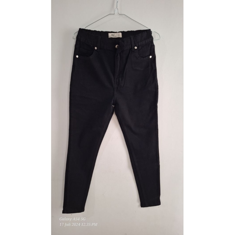 Celana Pensil Mischa & Brandon ( M&B )