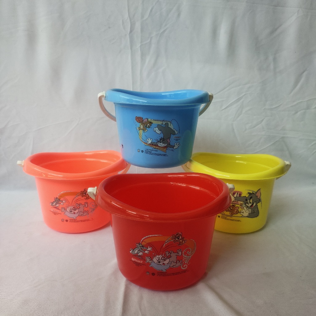 Timba Fontana 1 GL / Timba Anak / Keranjang Kecil / Keranjang Pasir / Timba Sabun Sikat Gigi