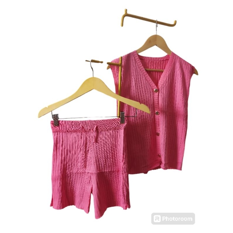 SETELAN RAJUT CELANA PENDEK IMPORT