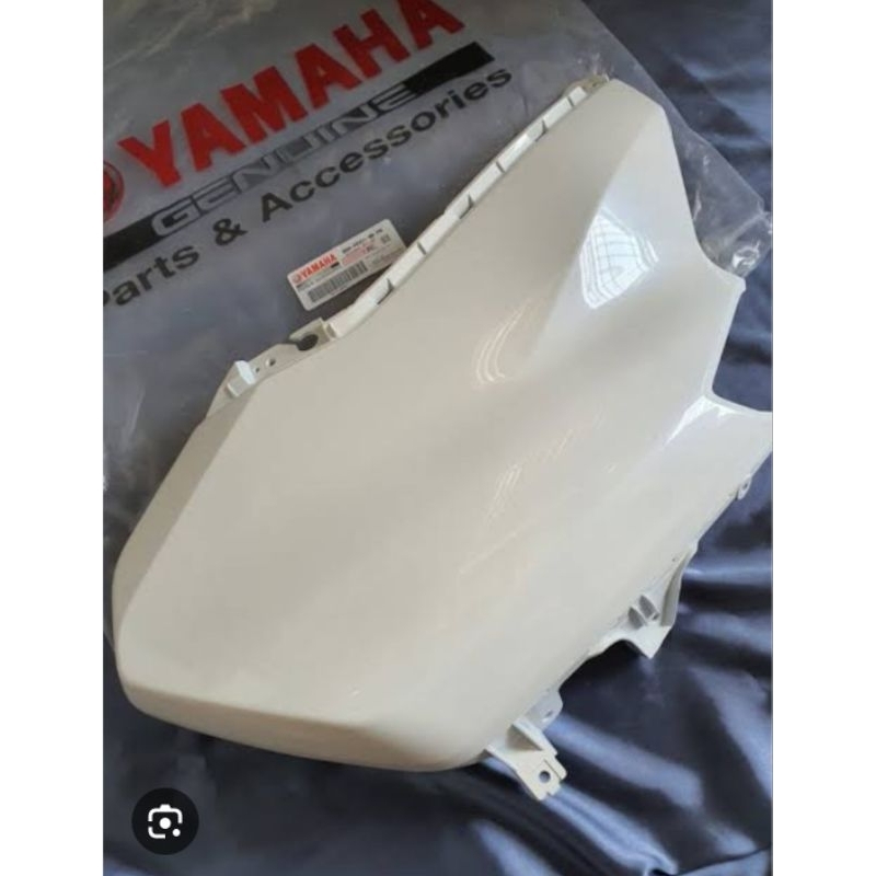 cowling depan nmax new putih kanan ori yamaha