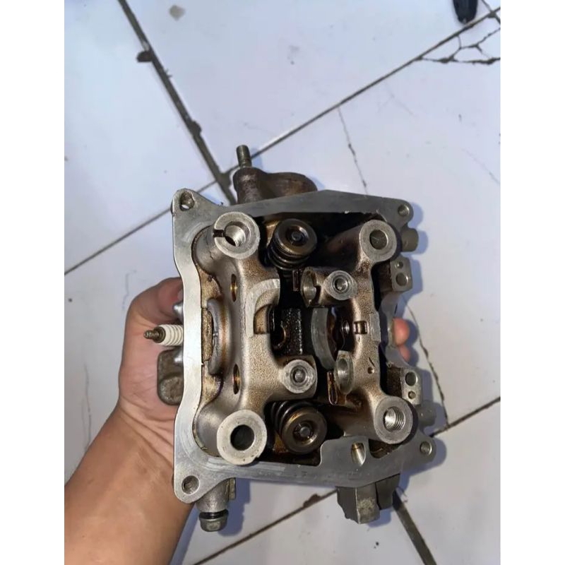 cylinder head Vario 125 KZR kosongan original