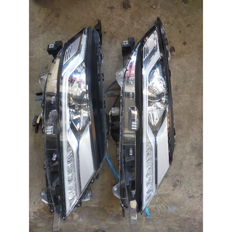 headlamp Mitsubishi Pajero Dakar facelift 2022