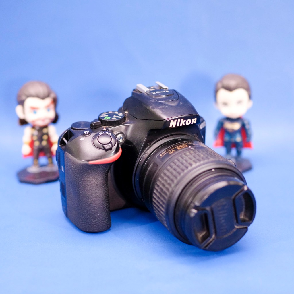 Nikon D5600 Lensa Kit 18-55mm F3.5 Kamera DSLR Warranty