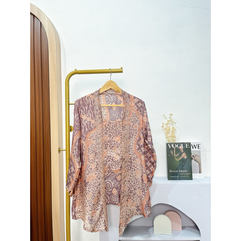 Delova Wardrobe - Kebaya Kanaka Modern Batik Premium