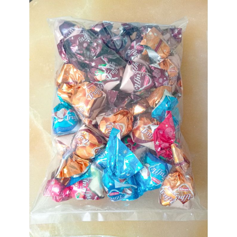 

COKLAT TRUFFLE KHAS ARAB OLEH OLEH HAJI UMROH