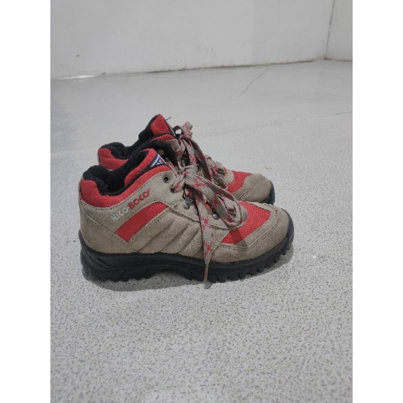 Sepatu Gunung Outdoor Nico Boco