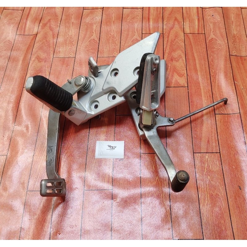 step footstep depan yamaha vixion New original