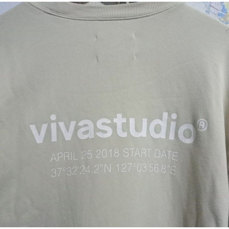 Sweater Crewneck Vivastudio / CN VIVASTUDIO