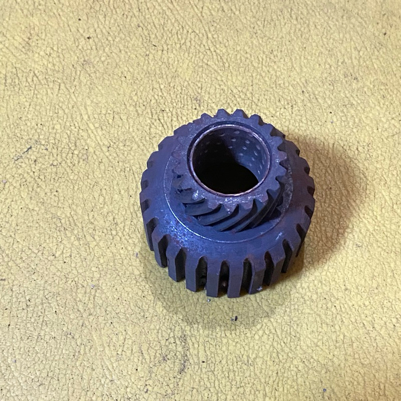 gigi primer gigi kopling Yamaha V75 NOS