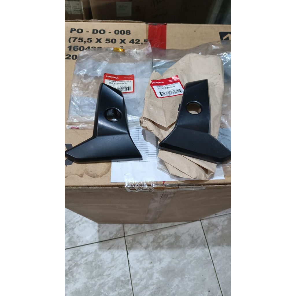 50706KVR600  50606KVR600 GUARD L PIVOT COVER GUARD R PIVOT COVER SET KANAN KIRI REVO 100 ORIGINAL AS