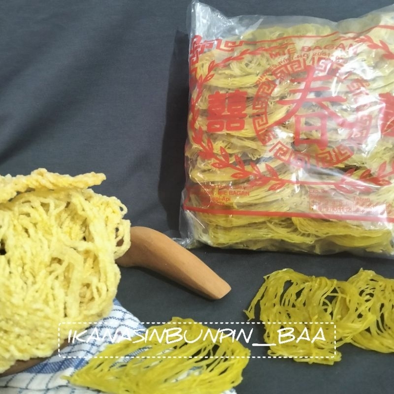 

KERUPUK MIE KUNING MIE KERING MENTAH KHAS BAGANSIAPIAPI